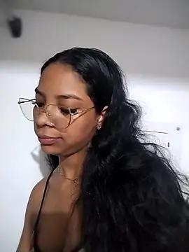 KATALINA SANTANA  online show from March 1, 2026, 11:38 pm