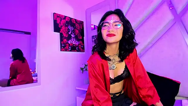 Snapshot of velvet_mystic chatting on January 17, 2026, 3:43 am velvet mystic online show from January 17, 2026, 3:43 am