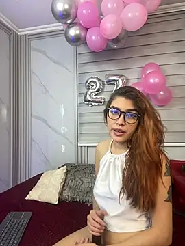 CrystalFairy007 online show from August 1, 2026, 3:59 am