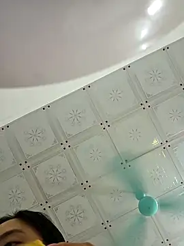 moon baby99 online show from April 5, 2026, 10:00 am