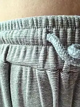 moon baby99 online show from March 31, 2026, 6:04 am