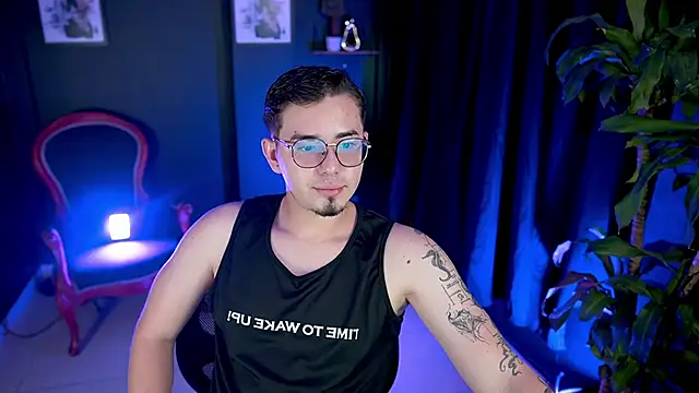 Leo Valmore online show from January 15, 2026, 7:50 pm