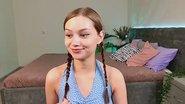 sheilaa pink online show from May 7, 2026, 9:12 am
