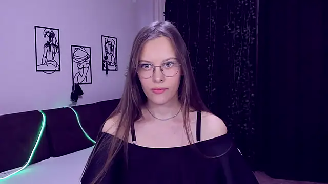 AyumiBlossom online show from March 28, 2026, 1:01 pm