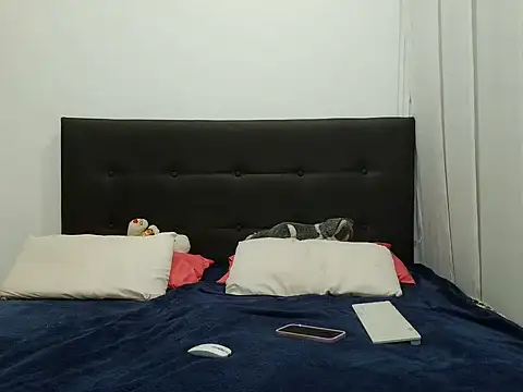 july fucha online show from May 24, 2026, 2:00 am