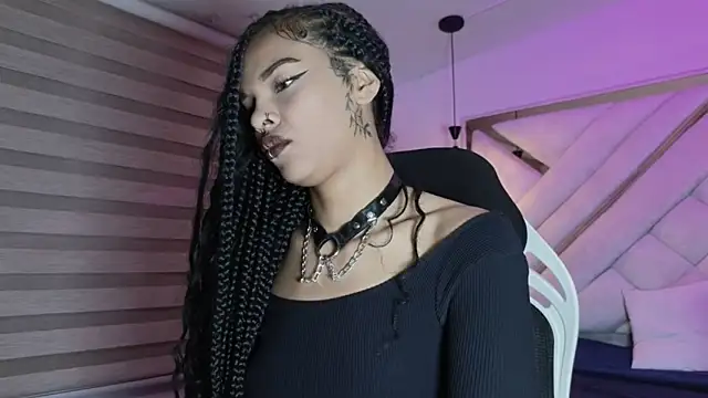 mia gatesvg online show from March 6, 2026, 2:28 am