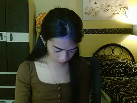 Snapshot of EnviousMaddie chatting on June 20, 2026, 12:43 pm EnviousMaddie online show from June 20, 2026, 12:43 pm
