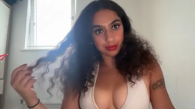 Snapshot of fayfay21@xh chatting on June 7, 2026, 6:13 pm fayfay21xh online show from June 7, 2026, 6:13 pm