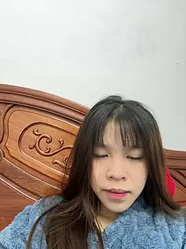 Lyli-122 online show from January 18, 2026, 12:36 am