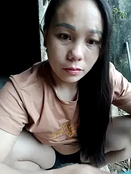 Snapshot of vanvan005 chatting on February 7, 2026, 12:40 am vanvan005 online show from February 7, 2026, 12:40 am