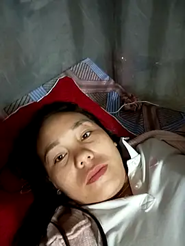 vanvan005 online show from March 4, 2026, 12:51 am