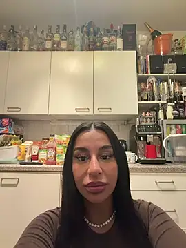 sweetxlayla online show from February 17, 2026, 11:57 pm