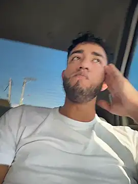 liam bronw online show from April 12, 2026, 8:23 pm