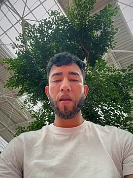 liam bronw online show from April 16, 2026, 3:46 pm