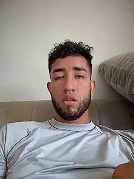 liam bronw online show from February 15, 2026, 7:02 pm