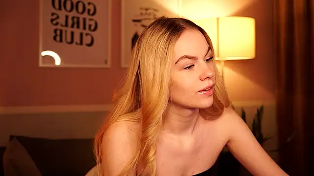 secretdesireee online show from January 13, 2026, 1:59 pm