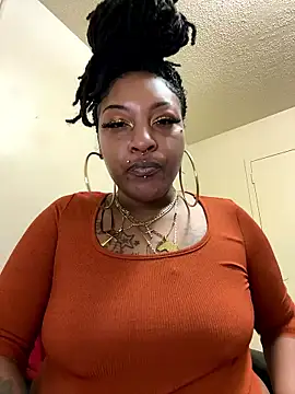 Snapshot of Egyptian_reign chatting on January 8, 2026, 12:05 am Egyptian reign online show from January 8, 2026, 12:05 am