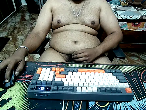 maxi23932 online show from January 10, 2026, 4:08 am