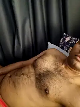 Snapshot of SurvivedHeadwind chatting on April 3, 2026, 7:31 pm SurvivedHeadwind online show from April 3, 2026, 7:31 pm