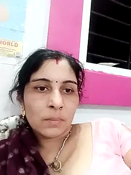 Hot ree85 online show from March 28, 2026, 2:40 pm