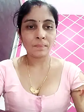 Hot ree85 online show from May 9, 2026, 4:49 am