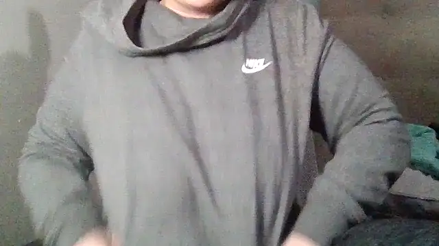 Snapshot of bellakay19 chatting on January 31, 2026, 9:57 pm bellakay19 online show from January 31, 2026, 9:57 pm