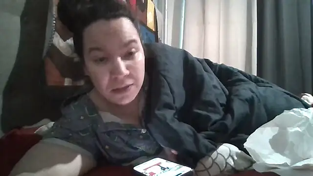 bellakay19 online show from April 3, 2026, 2:45 pm