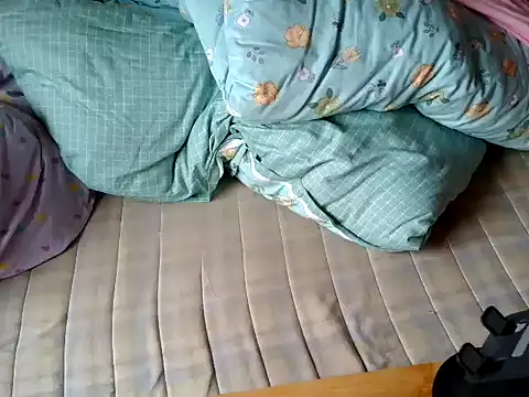 Snapshot of lvjinshun147 chatting on March 27, 2026, 9:43 am lvjinshun147 online show from March 27, 2026, 9:43 am