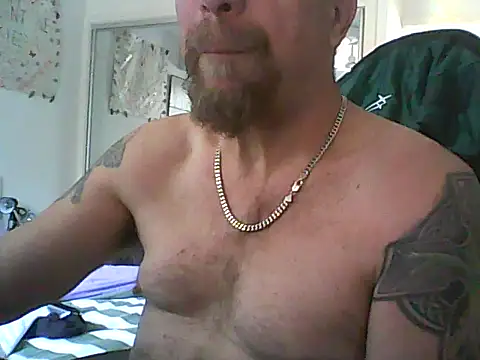 loudandproud online show from April 1, 2026, 9:56 pm