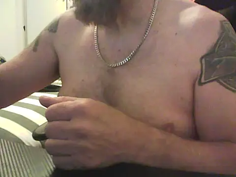 Snapshot of loudandproud chatting on June 14, 2026, 8:59 am loudandproud online show from June 14, 2026, 8:59 am