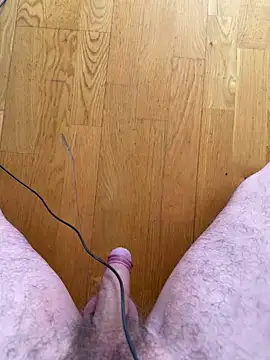 AntonioRimLover online show from April 11, 2026, 6:43 am