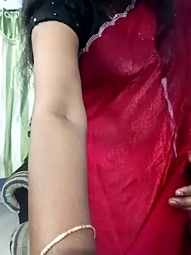 Tinarosy13 online show from February 17, 2026, 11:24 pm