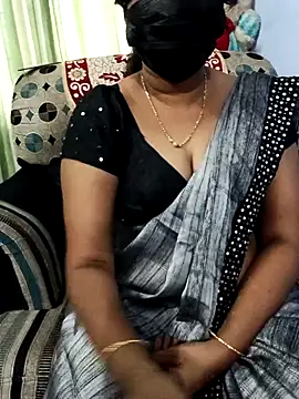 Tinarosy13 online show from March 2, 2026, 6:36 am