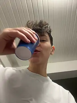 ravenryx online show from February 3, 2026, 3:50 pm