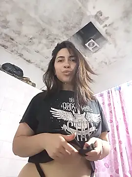 Snapshot of darkgodessone chatting on January 9, 2026, 12:06 am darkgodessone online show from January 9, 2026, 12:06 am