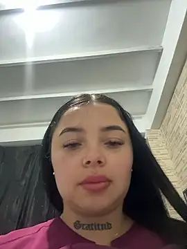 Mia  Bloom online show from January 14, 2026, 11:36 am