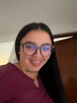 Mia  Bloom online show from February 2, 2026, 6:51 pm