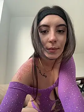 Snapshot of alesziarose_ chatting on January 7, 2026, 10:48 pm alesziarose online show from January 7, 2026, 10:48 pm