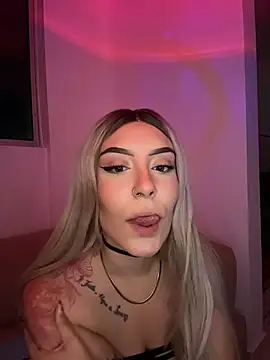 Snapshot of alesziarose_ chatting on January 15, 2026, 12:14 am alesziarose online show from January 15, 2026, 12:14 am