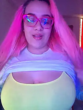 Snapshot of Nova-Satela chatting on January 11, 2026, 4:58 pm Nova-Satela online show from January 11, 2026, 4:58 pm