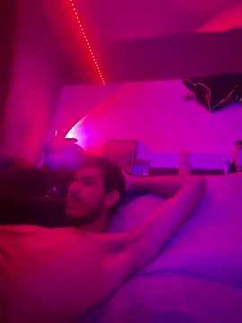 vinihfeh online show from April 1, 2026, 2:03 pm