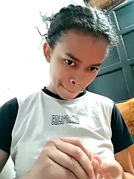 shenna brunette online show from March 6, 2026, 2:56 pm