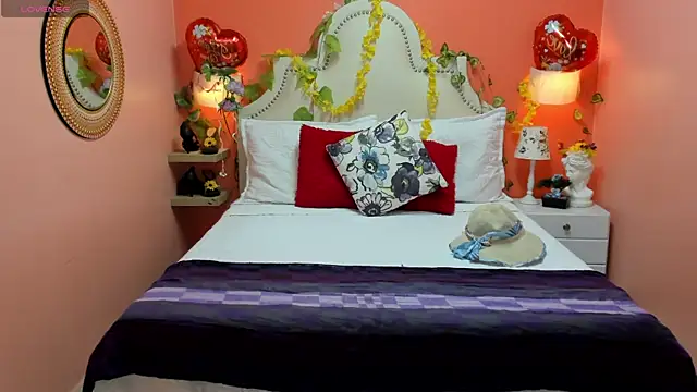 Dalila Najjar  online show from April 11, 2026, 2:32 pm