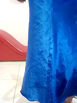  phuonglan  online show from April 18, 2026, 2:03 am