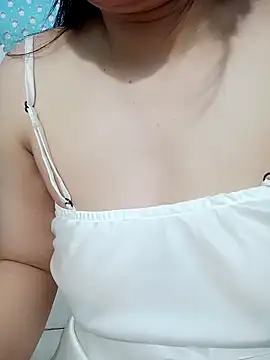  phuonglan  online show from March 27, 2026, 9:32 am