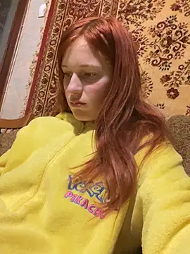 Snapshot of Lily_Viola chatting on February 1, 2026, 4:05 pm Lily Viola online show from February 1, 2026, 4:05 pm