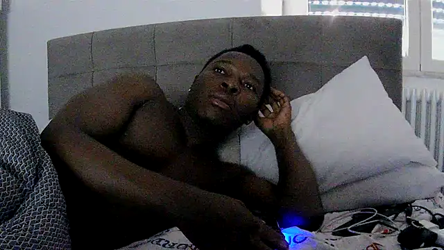 Snapshot of Bigchocco chatting on May 14, 2026, 6:43 am Bigchocco online show from May 14, 2026, 6:43 am