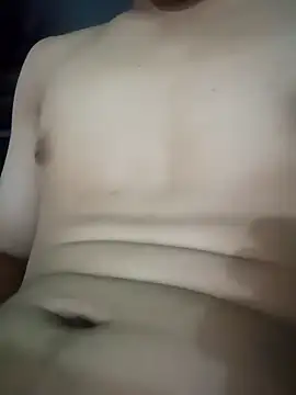 Hoangvan99997 online show from April 29, 2026, 1:59 pm