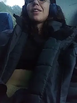 Snapshot of Dirty_Pink chatting on January 19, 2026, 9:02 am Dirty Pink online show from January 19, 2026, 9:02 am