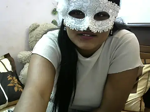 KiaraDoll002 online show from March 23, 2026, 5:13 pm